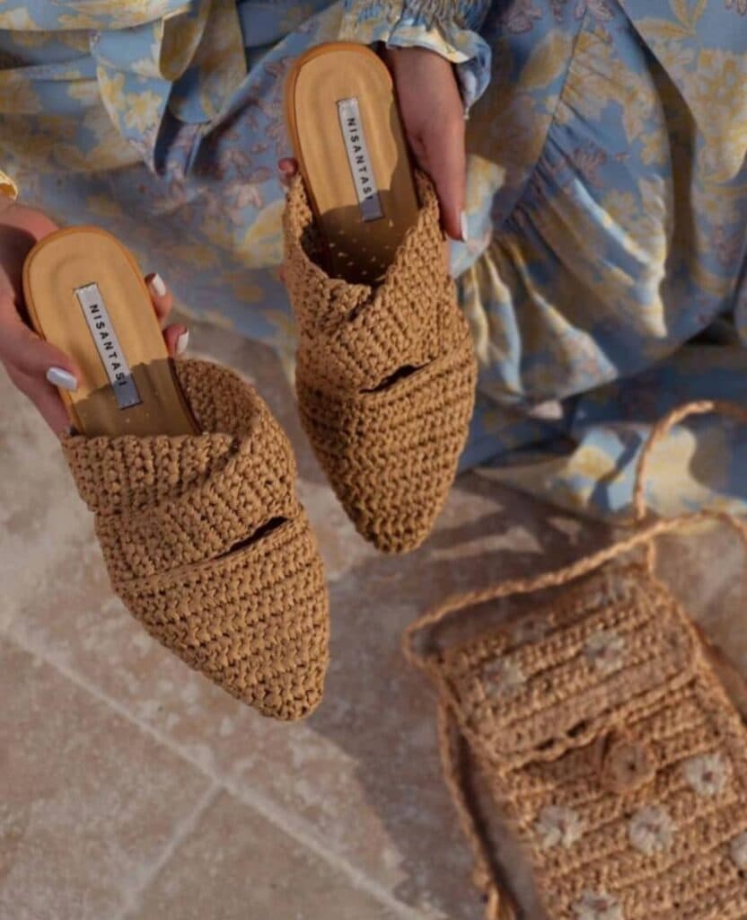 فروشگاه کیف و کفش کویین در آبادان