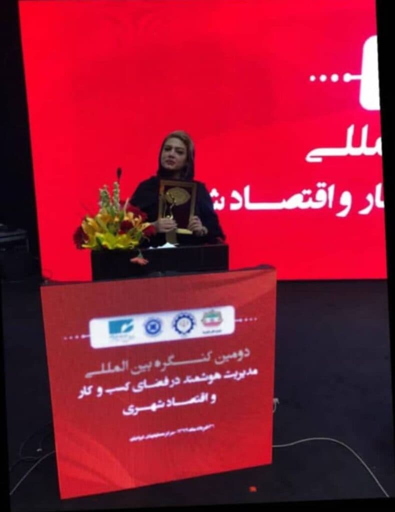 خدمات و آموزش آرایش دائم سمانه سلیمی در غرب تهران