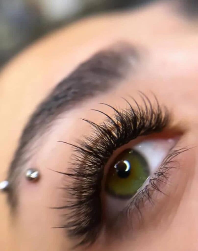 آموزشگاه و سالن زیبایی آریانا در تبریز