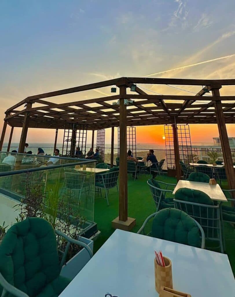 کافه رستوران توسکا در قشم