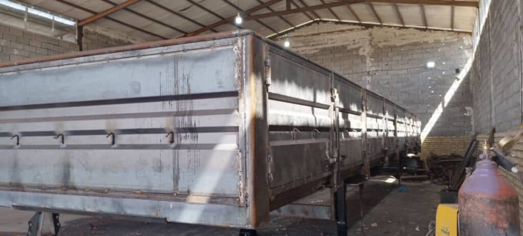 ساخت و فروش تریلی یورش صنعت در همدان