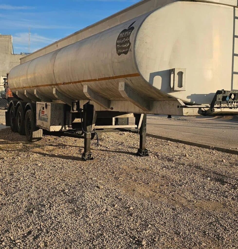 نمایشگاه کامیون و کامیونت تک ران دیزل در شیراز