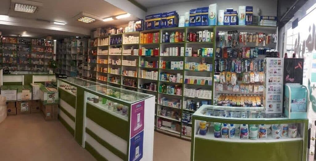 داروخانه شبانه روزی دکتر زمانی در قائم شهر