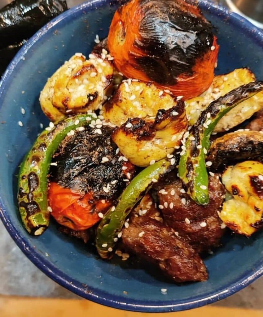 کبابی آب و آتش در سبزوار