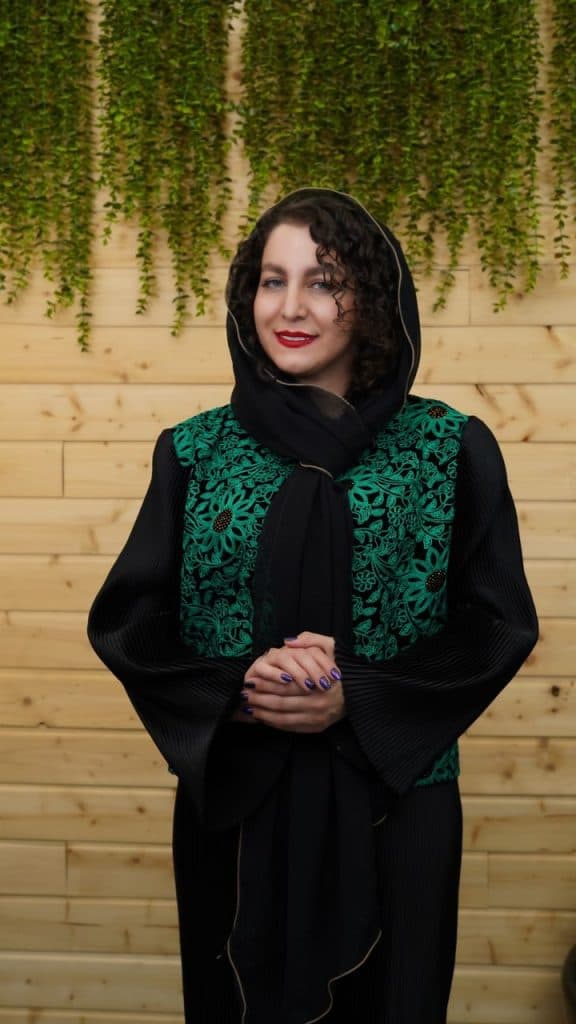 آموزشگاه فنی و حرفه ای مراقبت زیبایی فاطمه عبادی در قم