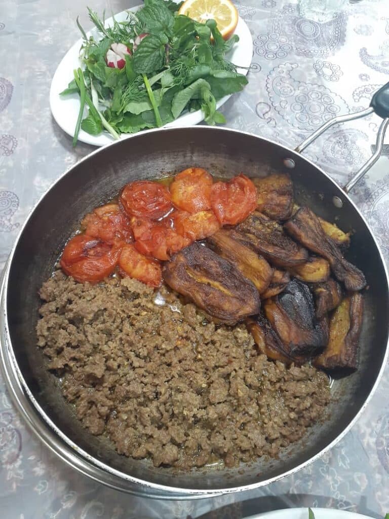 رستوران خاتون در چمستان