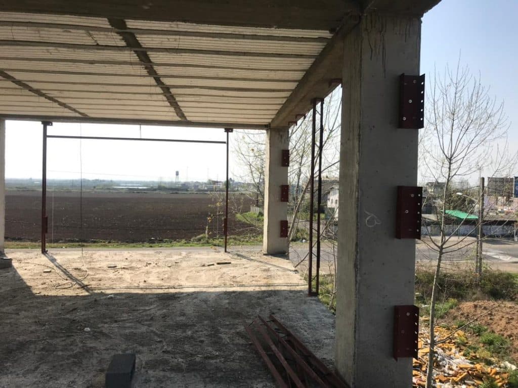 تامین متریال و اجرای والپست ایده آل در لاهیجان