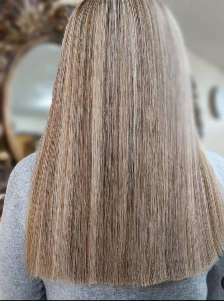 مرکز تخصصی رنگ و لایت اهورا بیوتی در ساوه