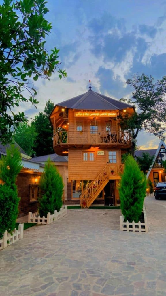 کلبه سوئیسی نیما و نیکان در رشت