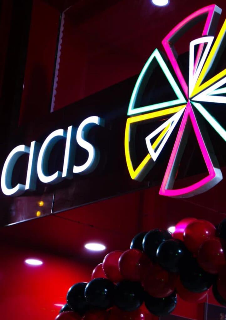 پیتزا سیسیز cicis قم