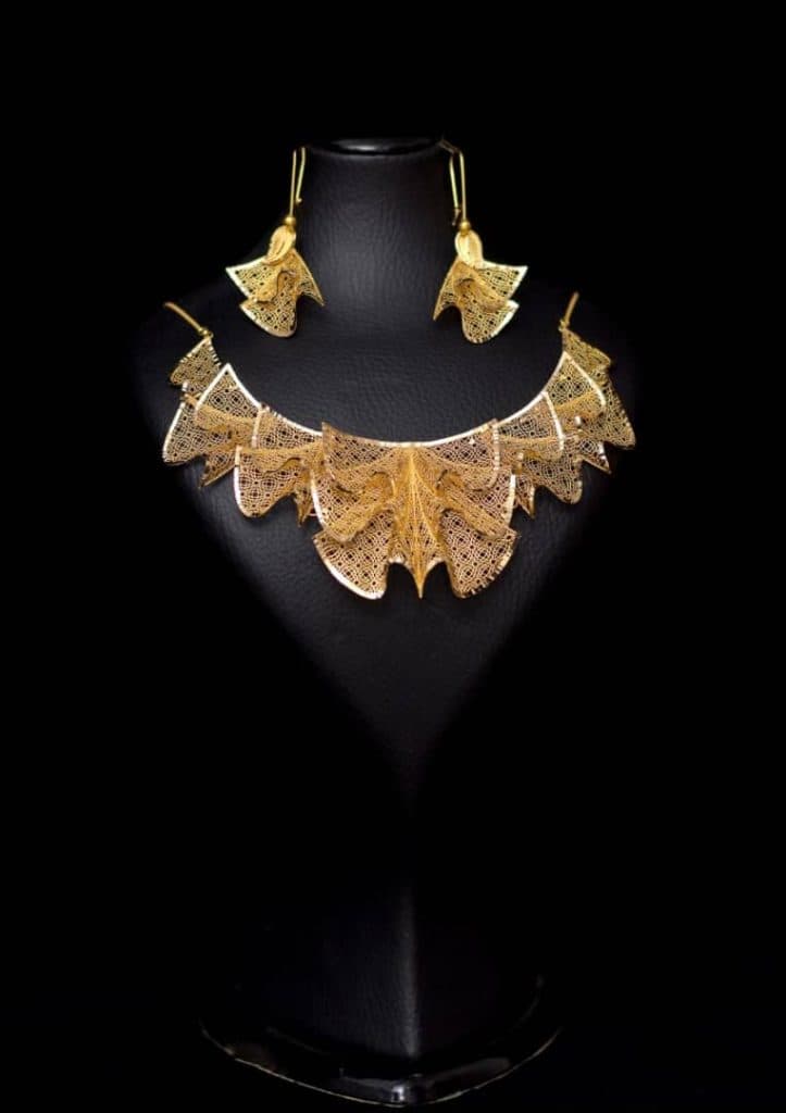 تولید و فروش طلا و جواهر هور در ارومیه