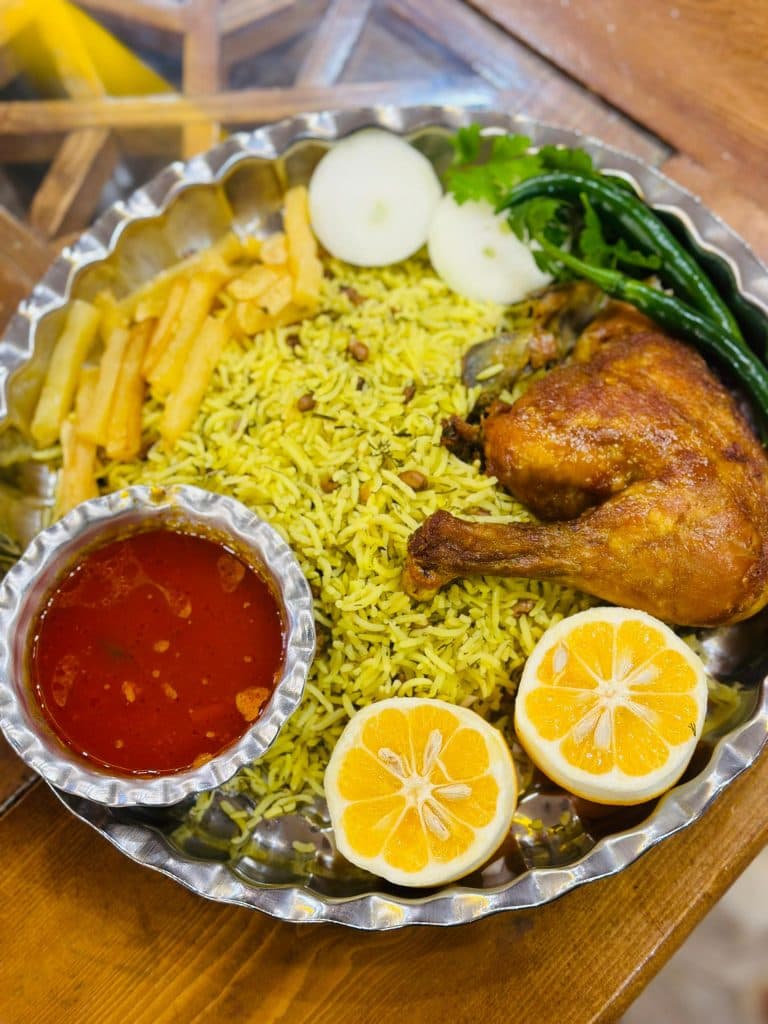 رستوران سنتی و بیرون بر ملوان در بوشهر