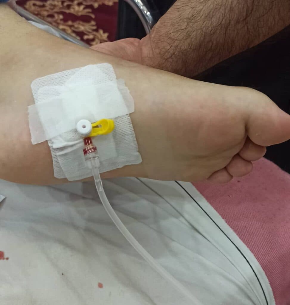 خدمات پزشکی پرستاری و تزریقات در منزل حیات در کرمانشاه