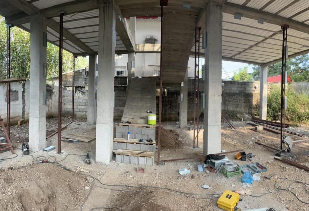 تامین متریال و اجرای والپست ایده آل در لاهیجان