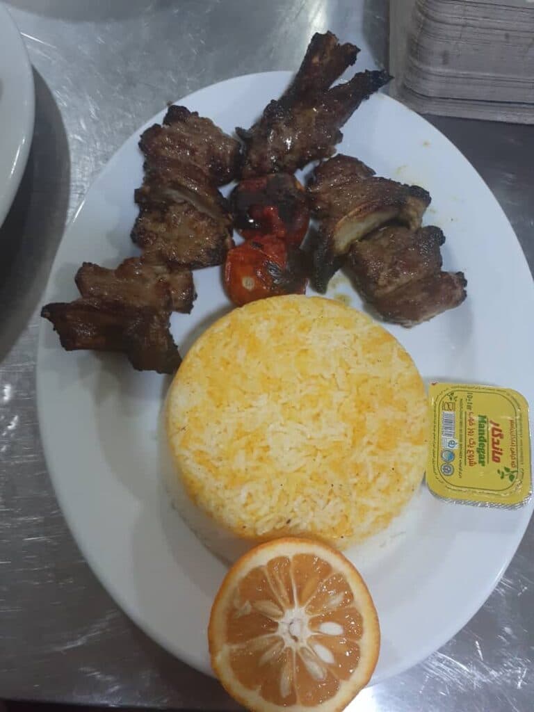 رستوران خاتون در چمستان