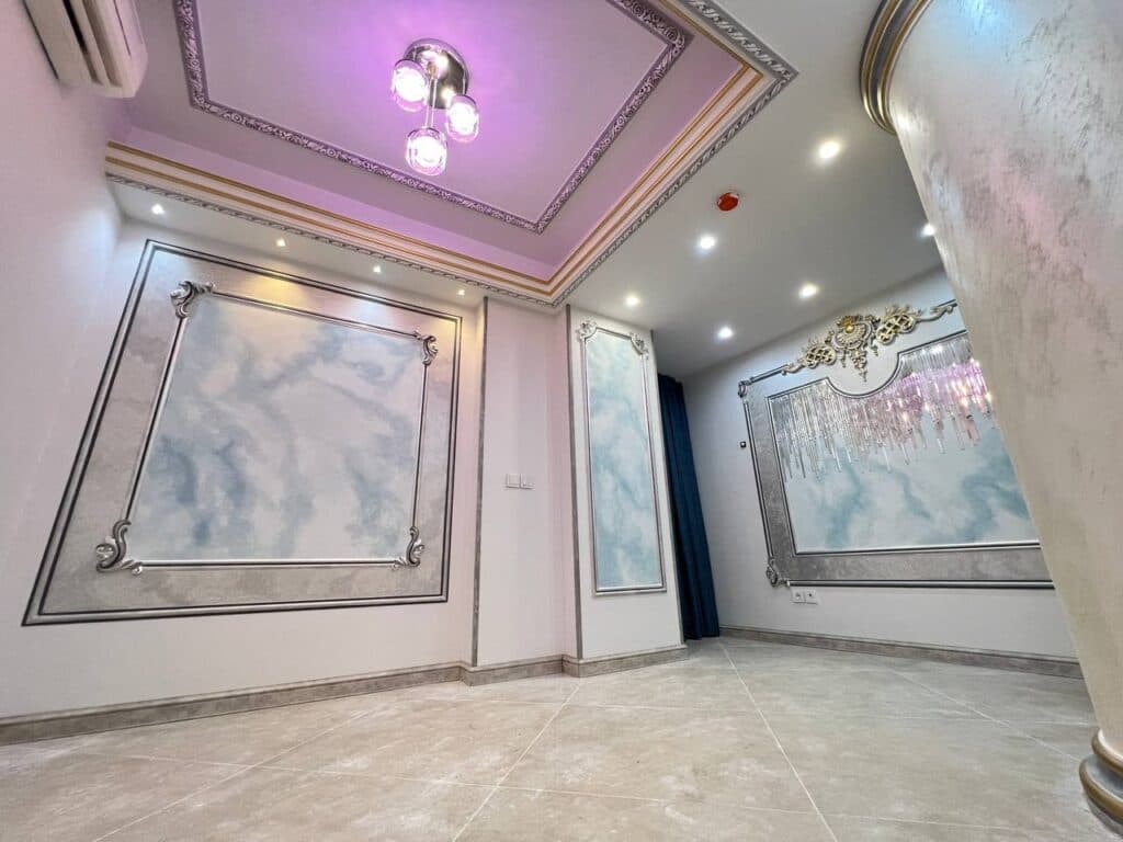 اجرای پتینه ساختمانی و میکروسمنت سارا مویدی در شیراز