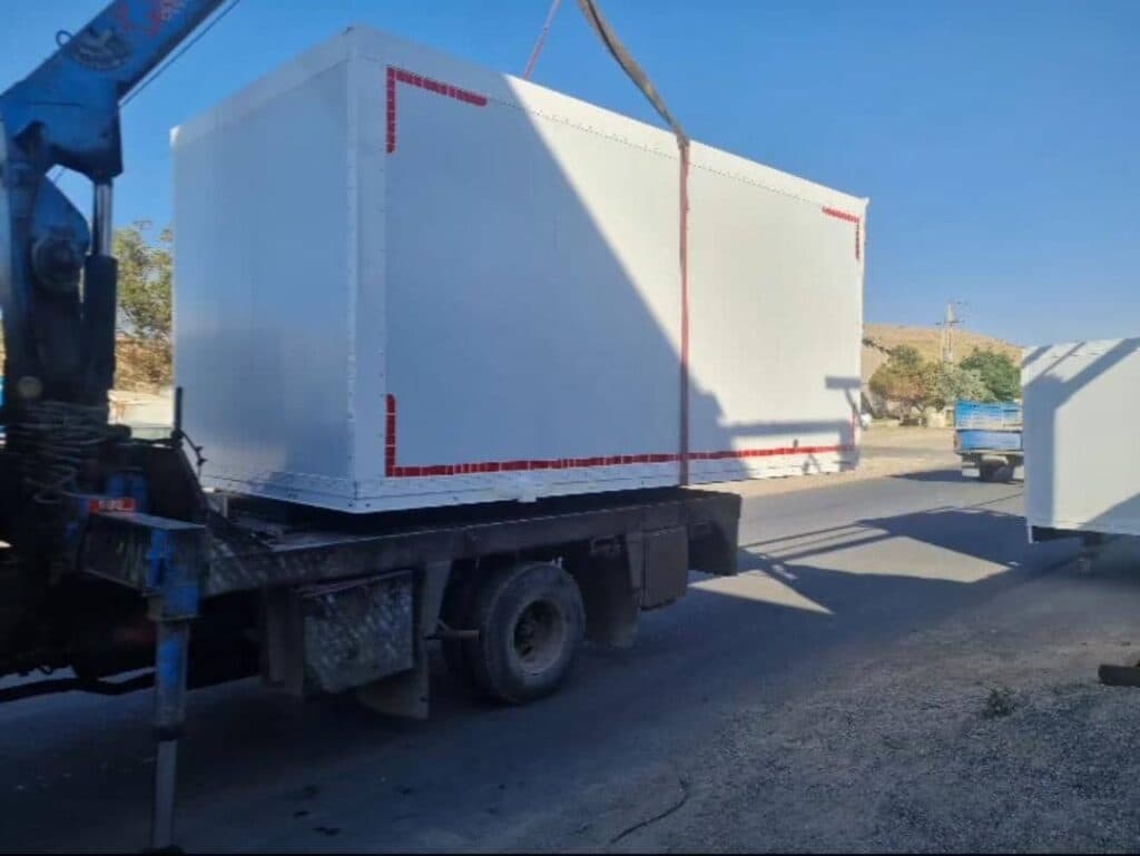 طراحی و ساخت سردخانه ثابت و متحرک کامیون و نیسان بوران تک در بوکان