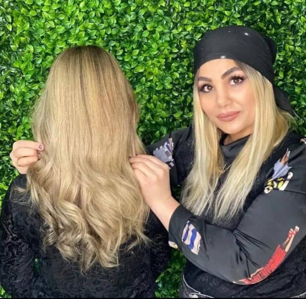 خدمات و آموزش رنگ و لایت مریم کریمی در نسیم شهر