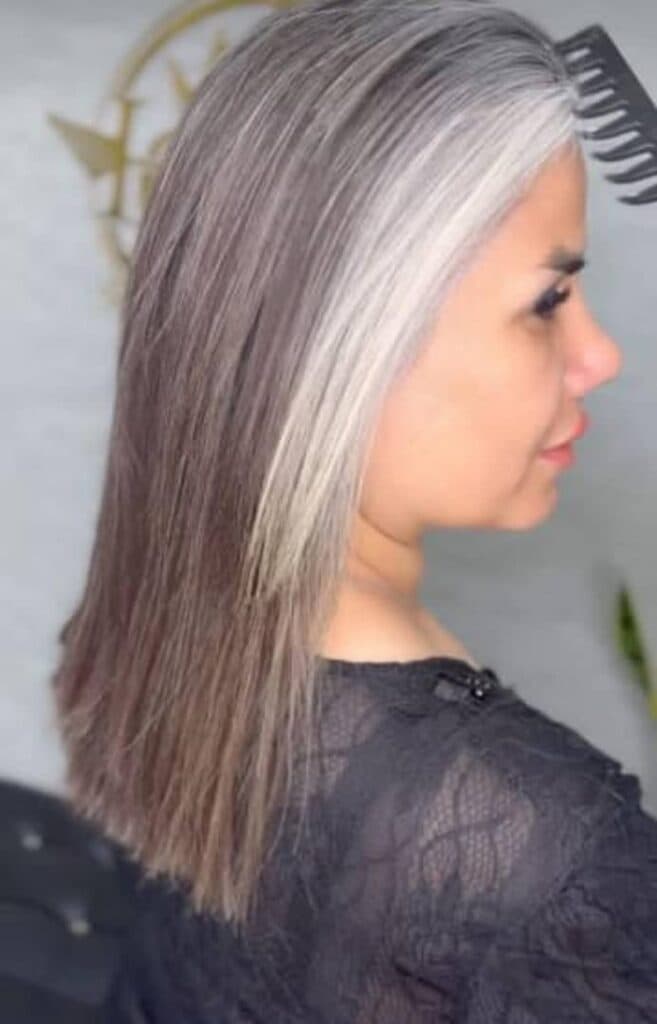 مرکز تخصصی پوست و مو هلما در صومعه سرا