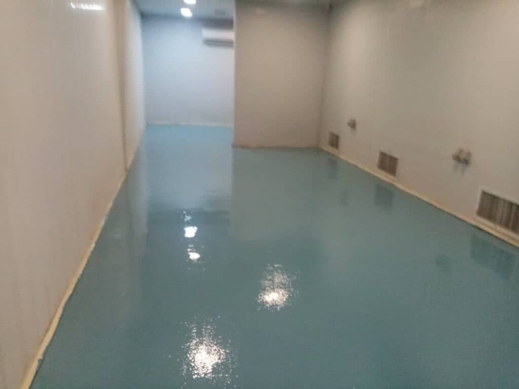 اجرای کفپوش اپوکسی و پوشش پلی اورتان امید در قزوین