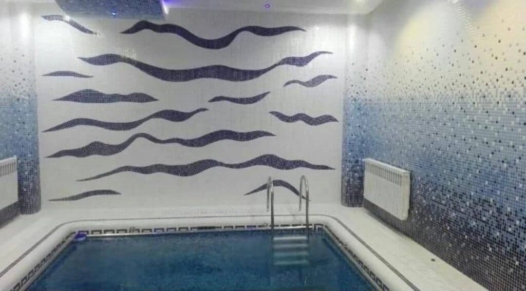 اجرا و طراحی استخر و جکوزی آذرسرام عبادی در آستارا