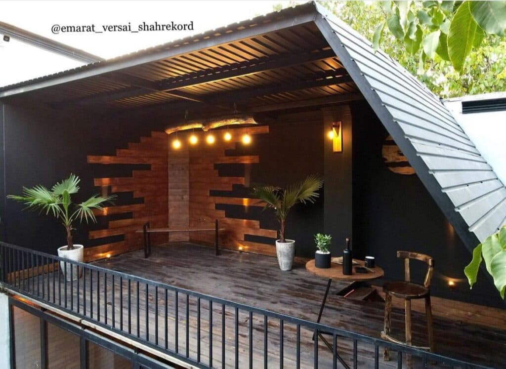 آتلیه باغ ورسای در شهرکرد