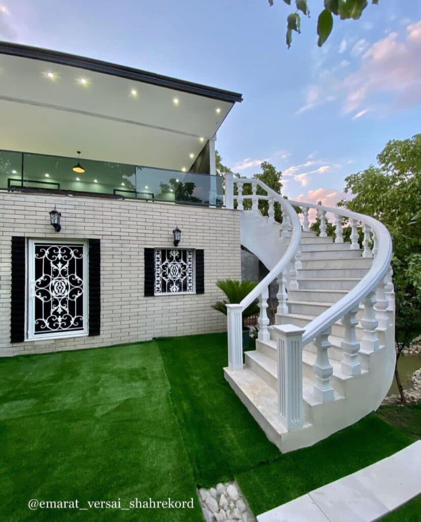 آتلیه باغ ورسای در شهرکرد