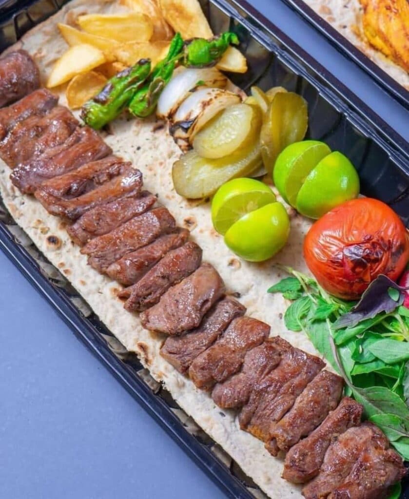 مجموعه گردشگری شبهای آرمانی در لالی