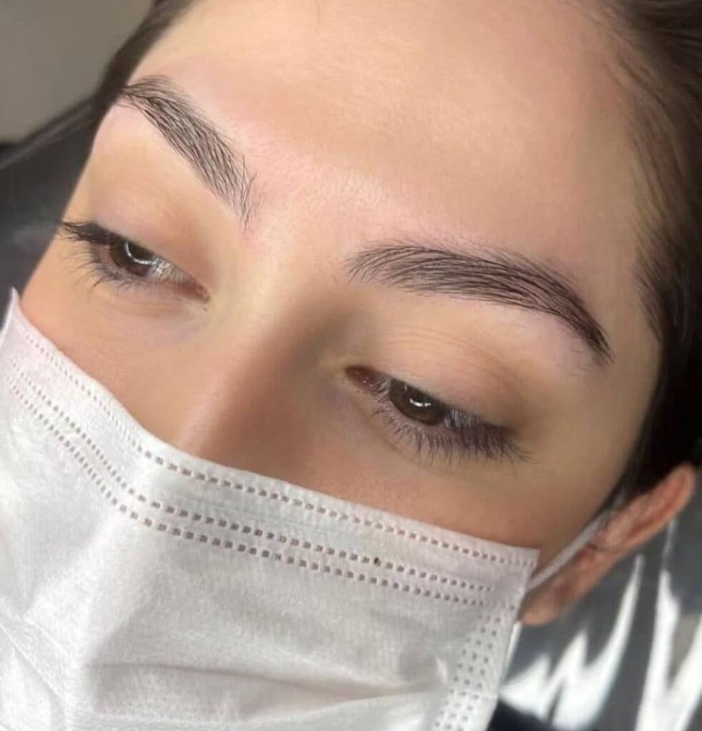 آرایش دائم و میکروبلیدینگ ابرو سحر ثانی در مشهد