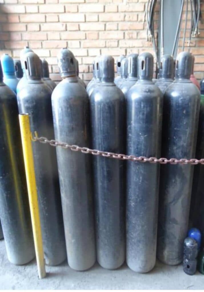 خرید و فروش کپسول اکسیژن هوا و co2 طبی و صنعتی حسینی در طرق مشهد