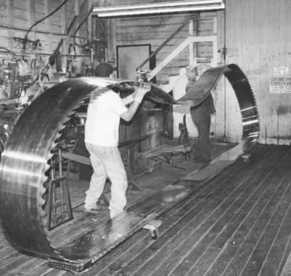 نمایندگی فروش دستگاه تیغ اره نواری p cut در خمین