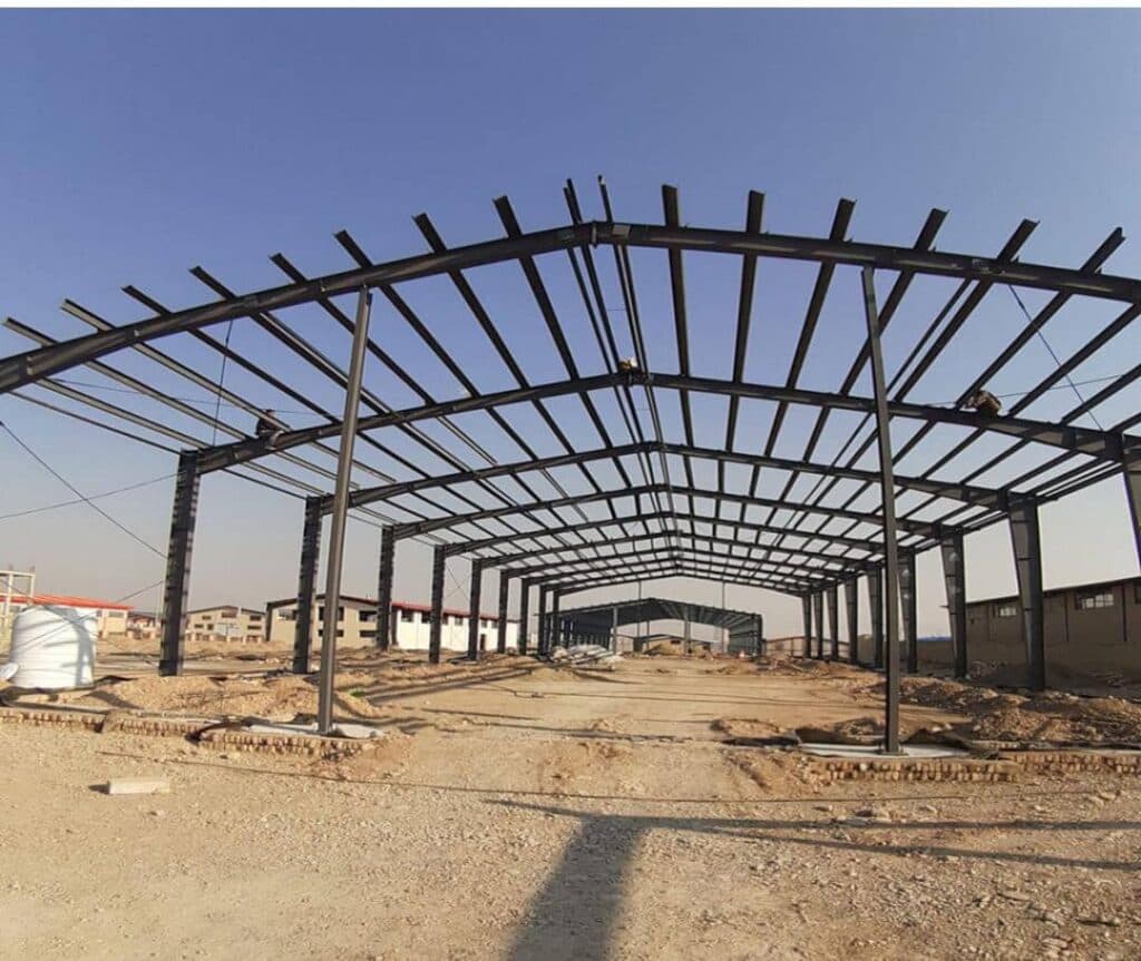 مونتاژ و نصب سازه های فلزی صنعتی و ساختمانی اترک جوش در مشهد