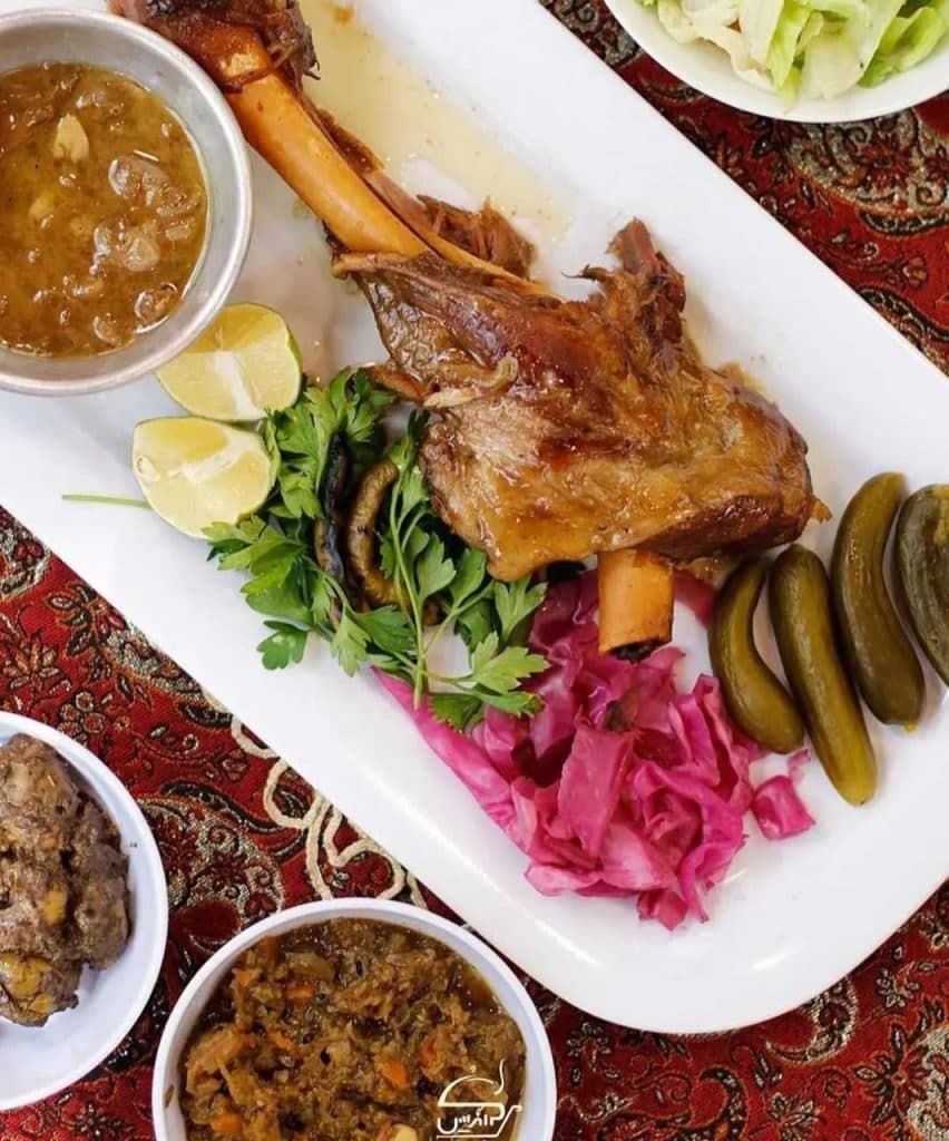 رستوران گردشگری گراندیس در طرقبه مشهد