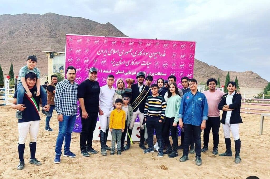 مجموعه سوارکاری و تفریحی پرتوسبز در تفت