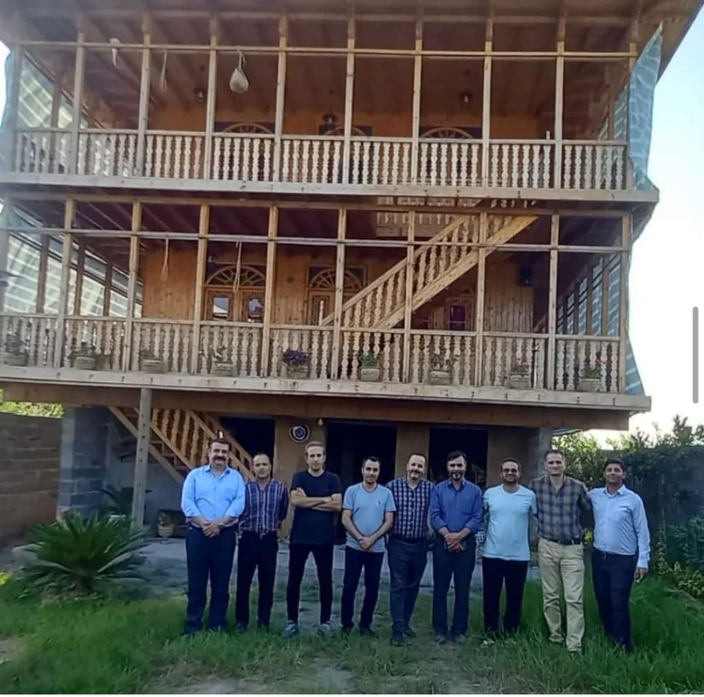 اقامتگاه بومگردی چهل ستون در لشت نشا