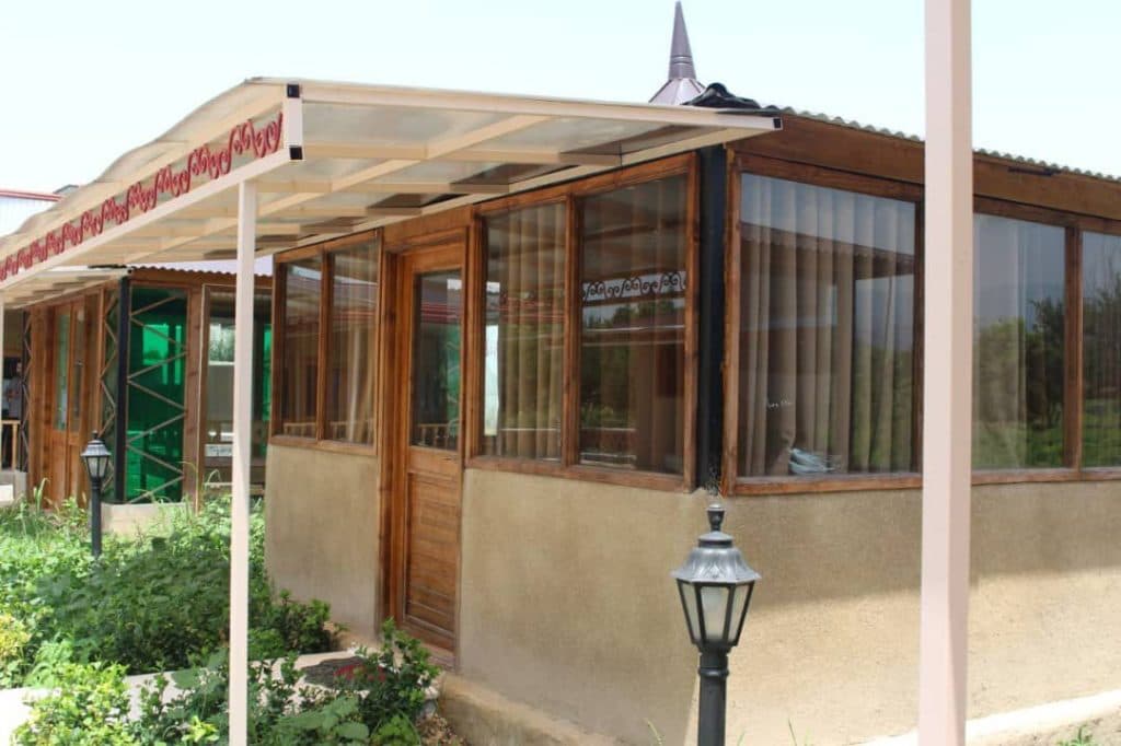 اقامتگاه بومگردی ارمغان طبیعت در ایلوار گرگان