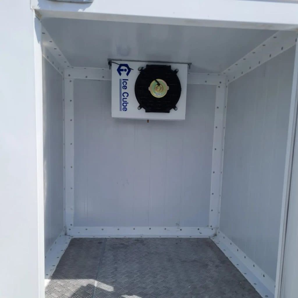 طراحی و ساخت سردخانه ثابت و متحرک کامیون و نیسان بوران تک در بابل