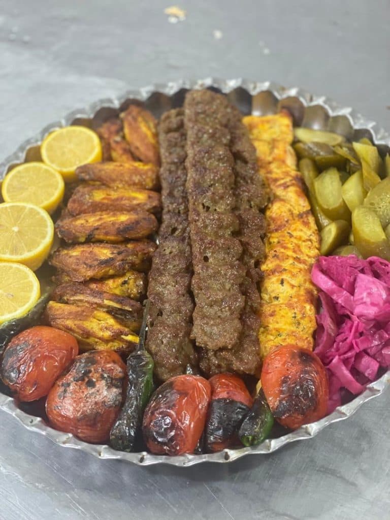 رستوران و کباب سرای مهدی در چابهار