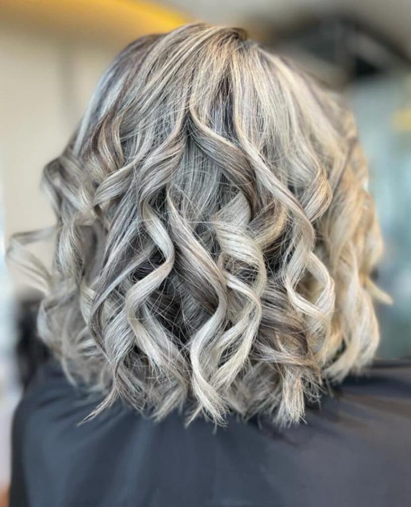 آموزشگاه و سالن زیبایی ملکه در کاشان