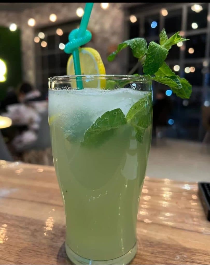 کافه فست فود کاپیتال در بناب