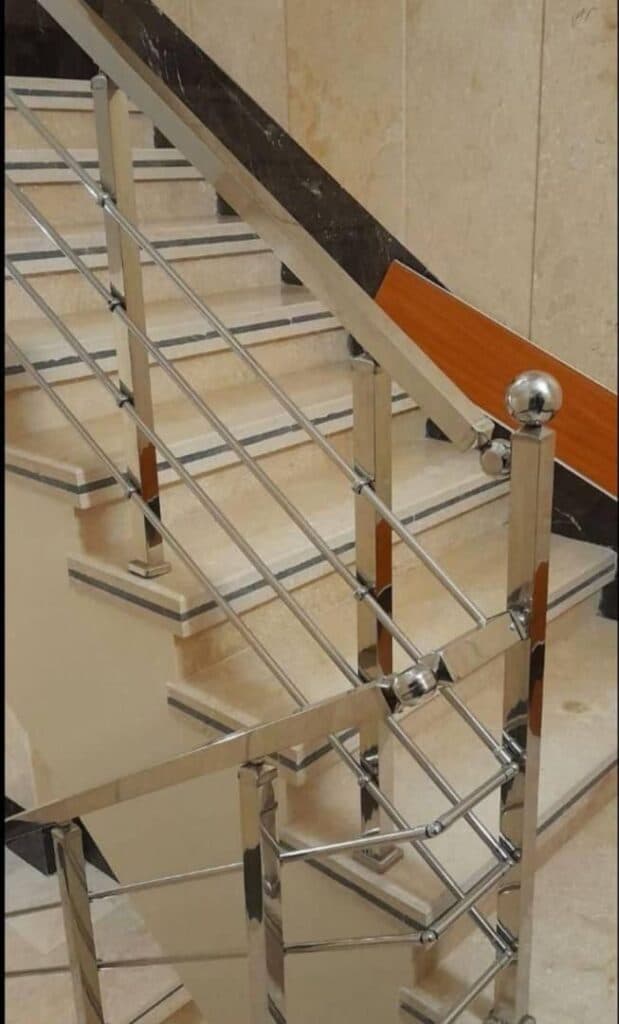 تولید درب پنجره upvc و توری پلیسه وینتا پارس طاعتی در تهران