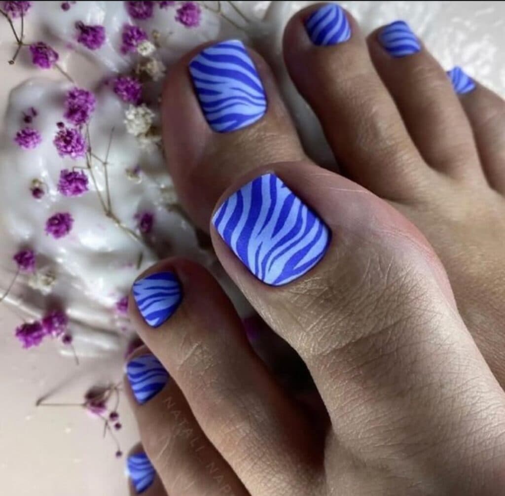 آموزشگاه و سالن تخصصی ناخن سمیرا در مشهد