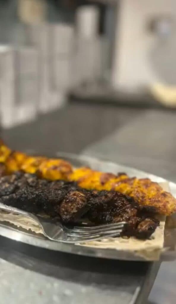 خانه کباب حاج حسین در ساری