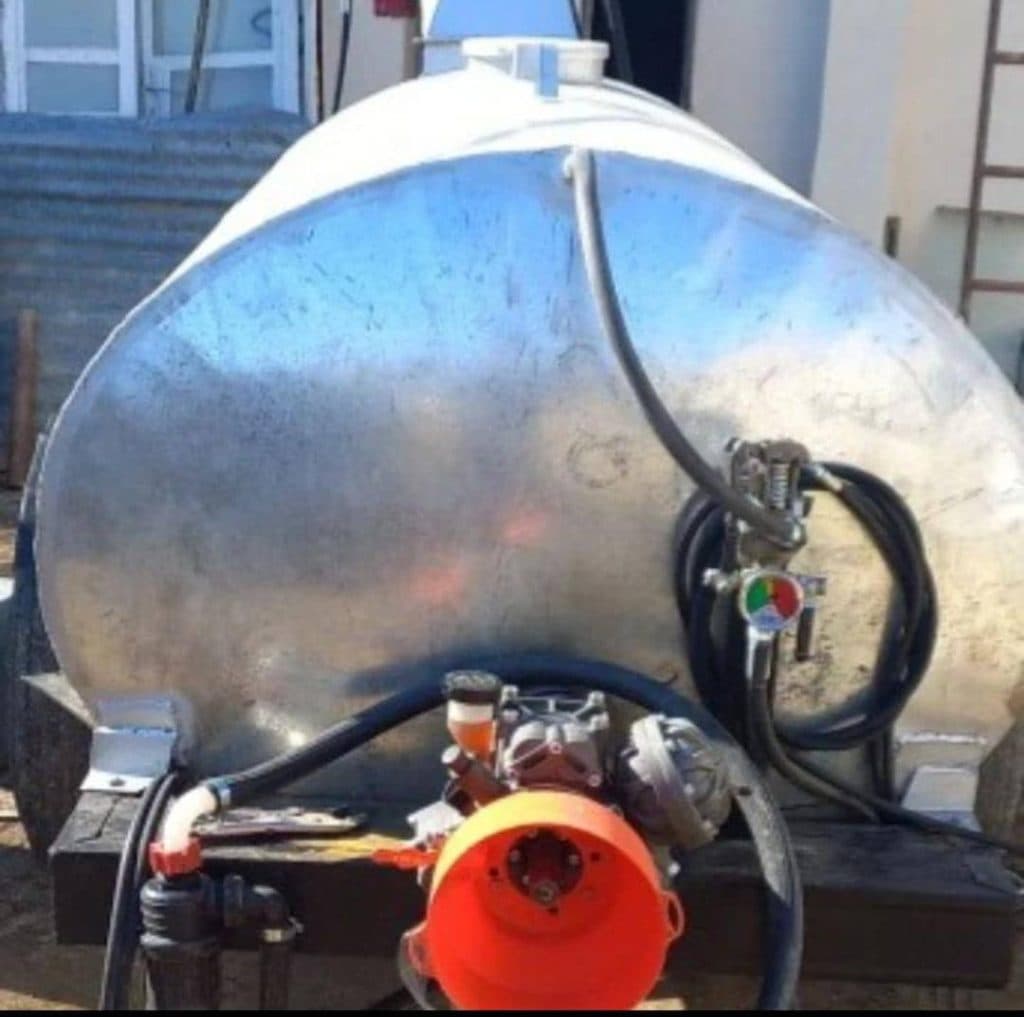 تولید سمپاش گروه تولیدی سبز گستر نوین در بهارستان