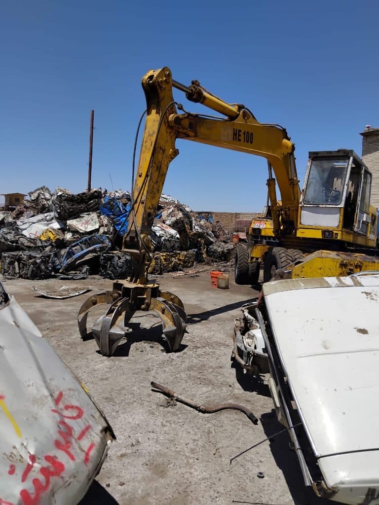 خرید و فروش خودرو فرسوده و تصادفی آهنگران در قم