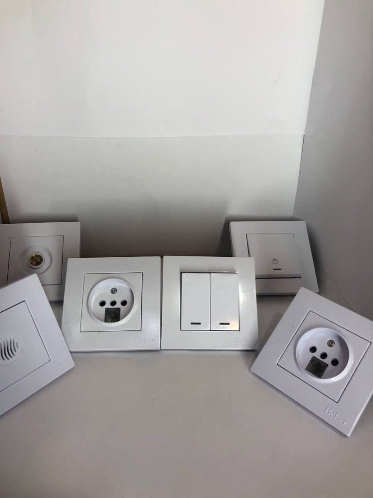 پخش و فروش کالای برق حاتمی در کرج