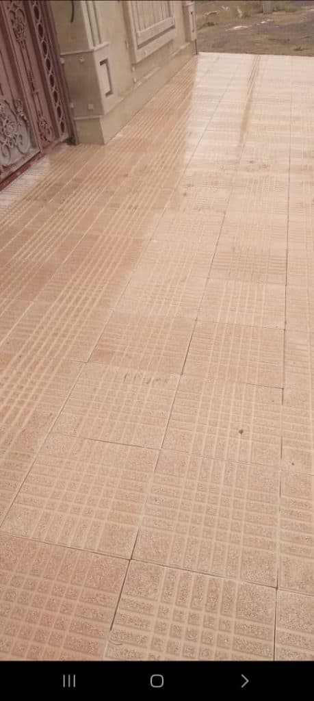 کاشی کاری و سنگ کاری فرشید بیگ زاده در اردبیل