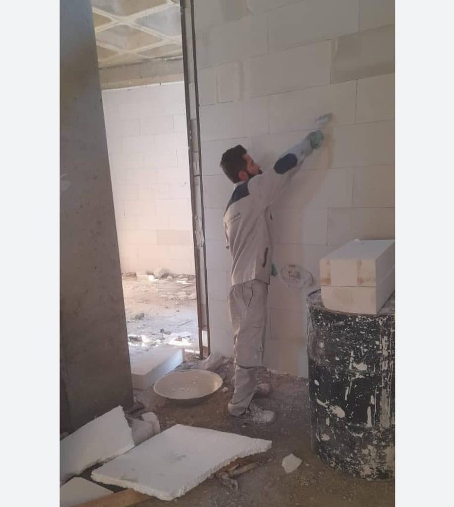 اجرا و نصب بلوک هبلکس ضرغام فلاحتی در کوچصفهان