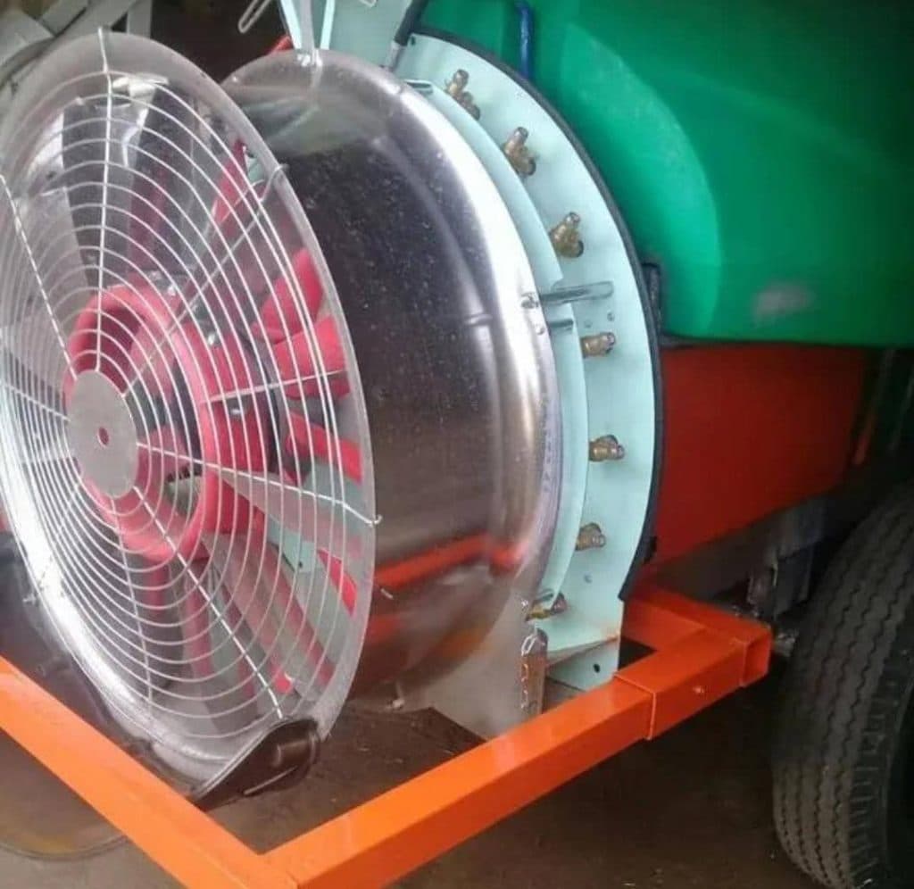 تولید سمپاش گروه تولیدی سبز گستر نوین در بهارستان