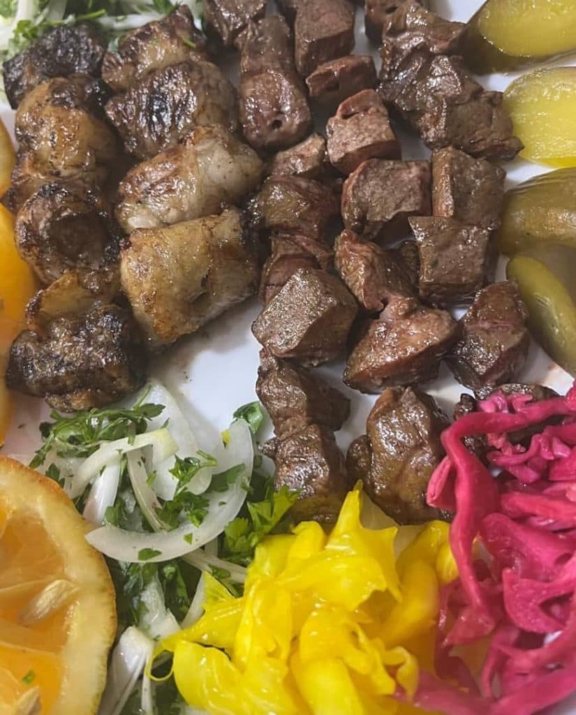 رستوران قاشق طلا در خرم آباد